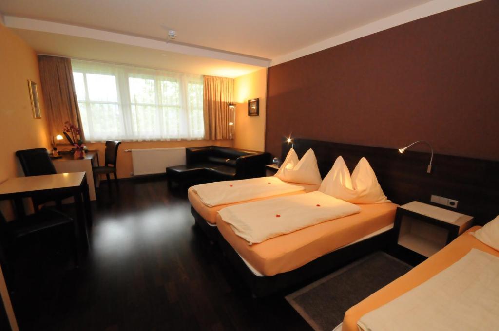Gasthof Bacher Hotel วิลลาค ภายนอก รูปภาพ