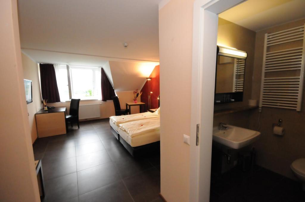 Gasthof Bacher Hotel วิลลาค ภายนอก รูปภาพ