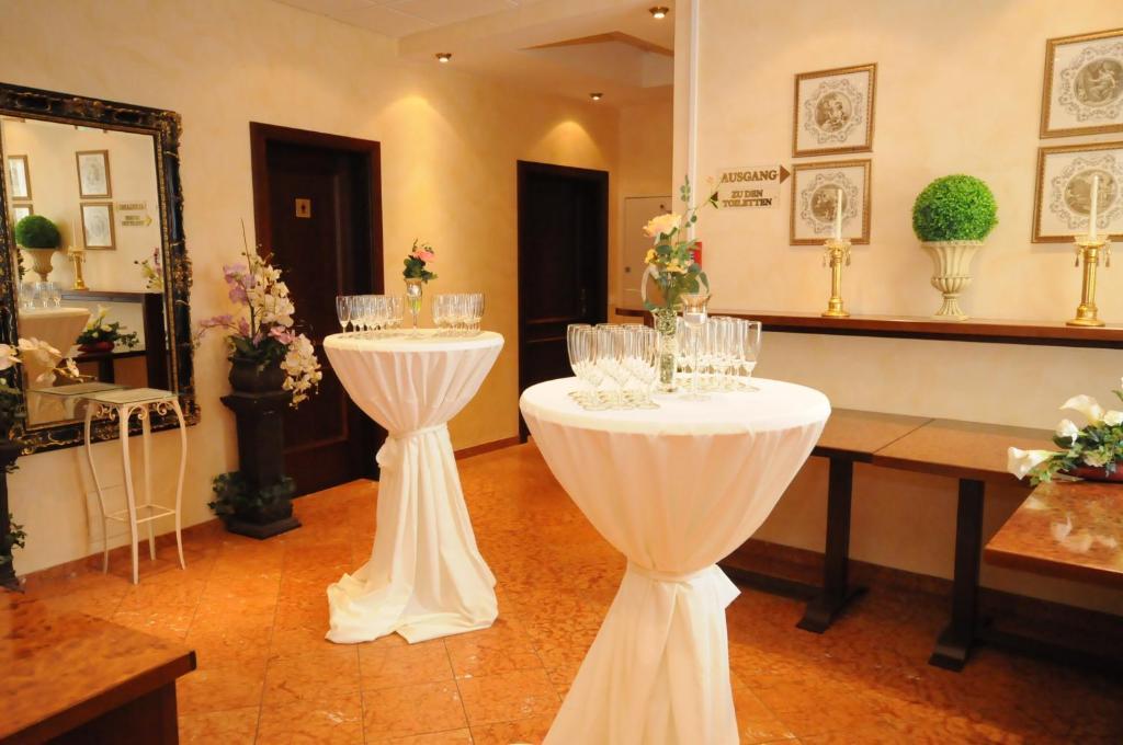 Gasthof Bacher Hotel วิลลาค ภายนอก รูปภาพ